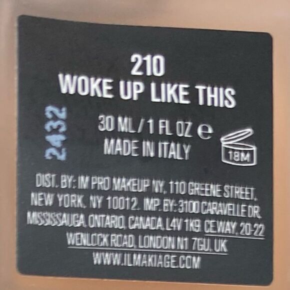 IL MAKIAGE NWT Shade#210 “Woke Up Like This” Flawless Base Foundation - Picture 3 of 3